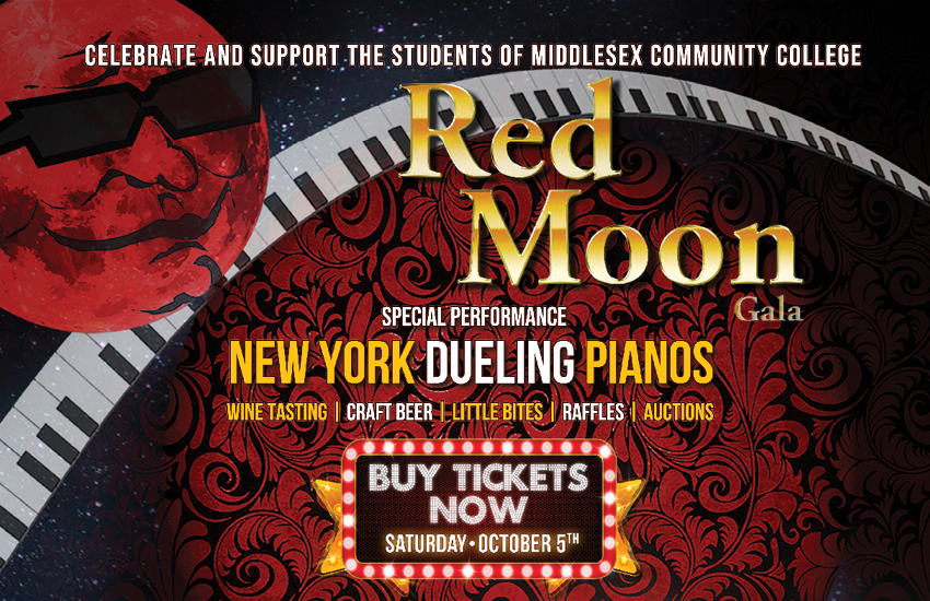 Red moon header 2018 - Saturday, September 29